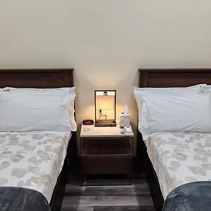 2* モーテル 24